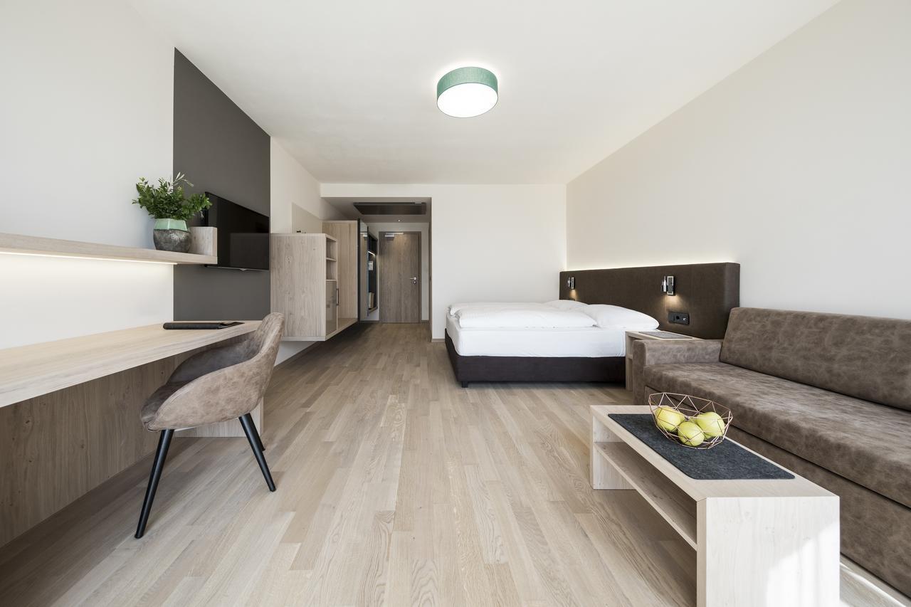 Hotel Torgglhof Caldaro Zewnętrze zdjęcie